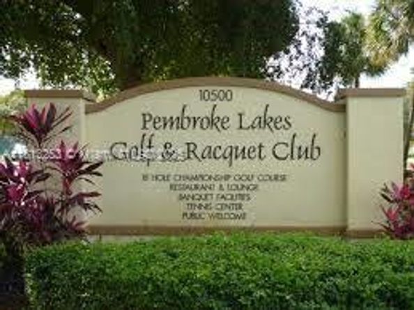 1609 Fairway Rd, Pembroke Pines FL 33026
