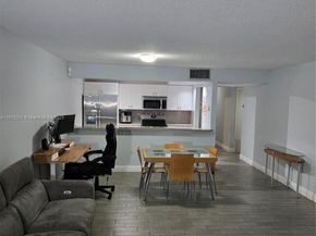 1609 Fairway Rd, Pembroke Pines FL 33026