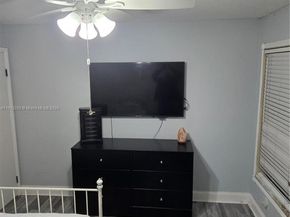 1609 Fairway Rd, Pembroke Pines FL 33026
