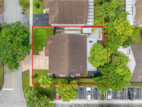 9701 SW 16th St, Pembroke Pines FL 33025