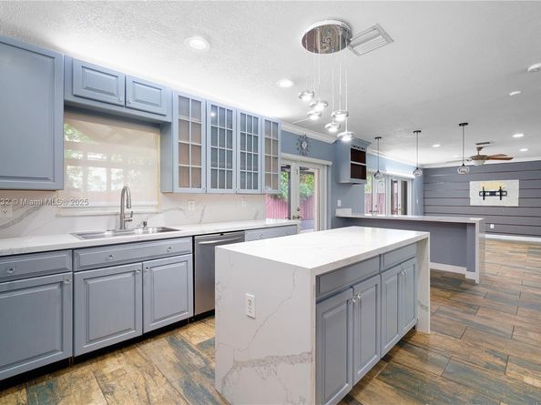 9701 SW 16th St, Pembroke Pines FL 33025