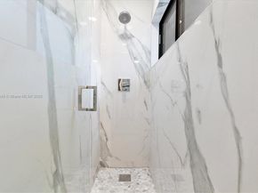 1076 NW 55th St, Miami FL 33127