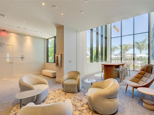 580 72nd St 1708, Miami Beach FL 33141