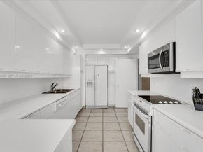 2000 Island Blvd 602, Aventura FL 33160