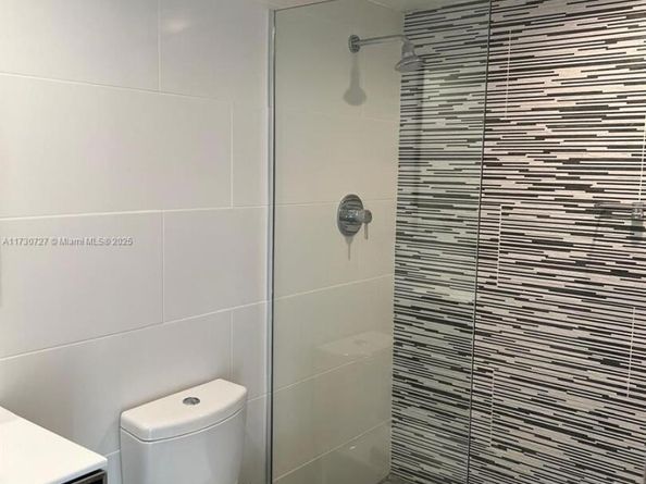 5750 Collins Ave 4F, Miami Beach FL 33140