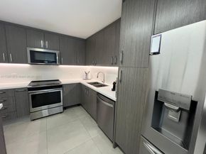 5750 Collins Ave 4F, Miami Beach FL 33140