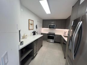 5750 Collins Ave 4F, Miami Beach FL 33140