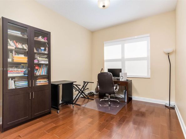 12448 NW 17th Mnr, Pembroke Pines FL 33028