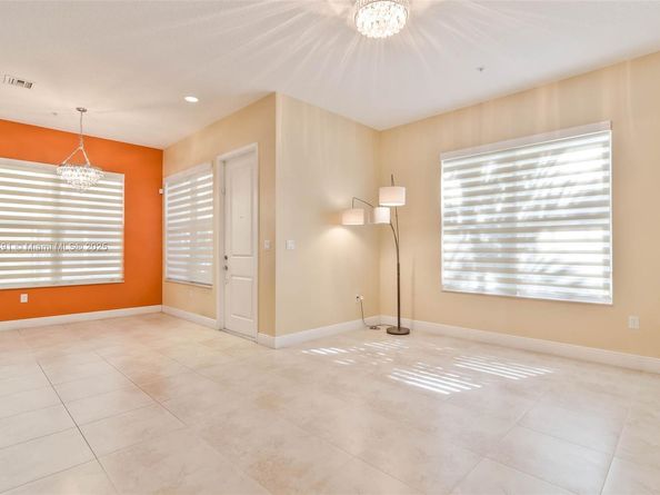 12448 NW 17th Mnr, Pembroke Pines FL 33028