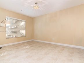 12448 NW 17th Mnr, Pembroke Pines FL 33028