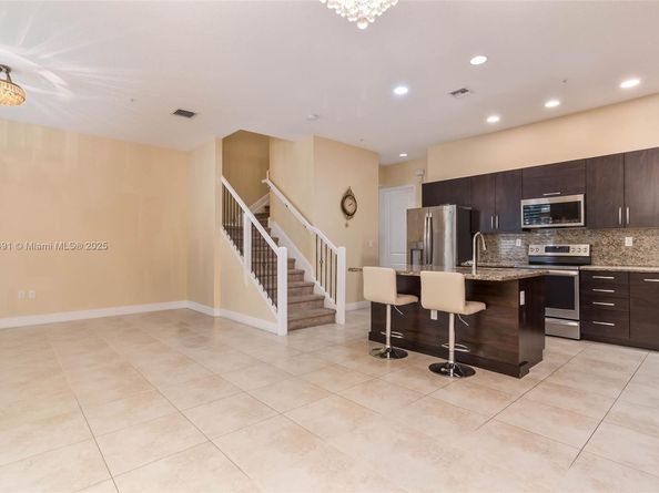 12448 NW 17th Mnr, Pembroke Pines FL 33028