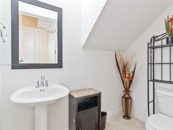 12448 NW 17th Mnr, Pembroke Pines FL 33028