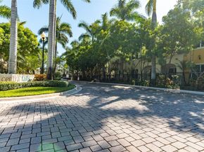 12448 NW 17th Mnr, Pembroke Pines FL 33028