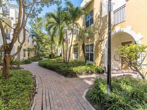 12448 NW 17th Mnr, Pembroke Pines FL 33028