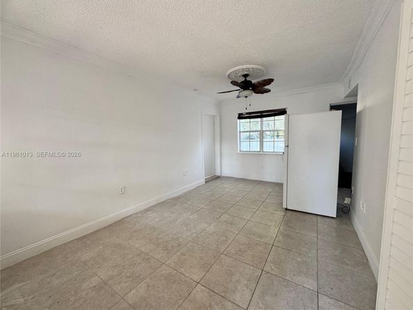 2633 SW 34th Ave, Miami FL 33133