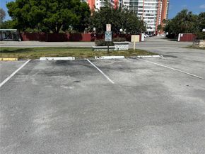 18601 NE 14th Ave 407, Miami FL 33179