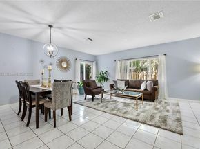 6004 Red Plum Ct, Tamarac FL 33321