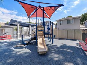 6004 Red Plum Ct, Tamarac FL 33321