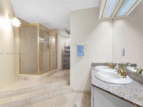 19667 Turnberry Way 3AB, Aventura FL 33180