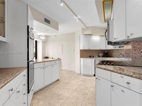 19667 Turnberry Way 3AB, Aventura FL 33180