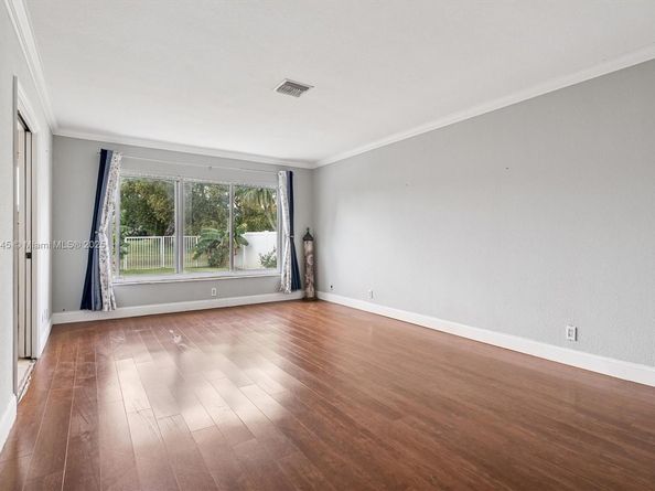 8271 Cassia Ter, Tamarac FL 33321