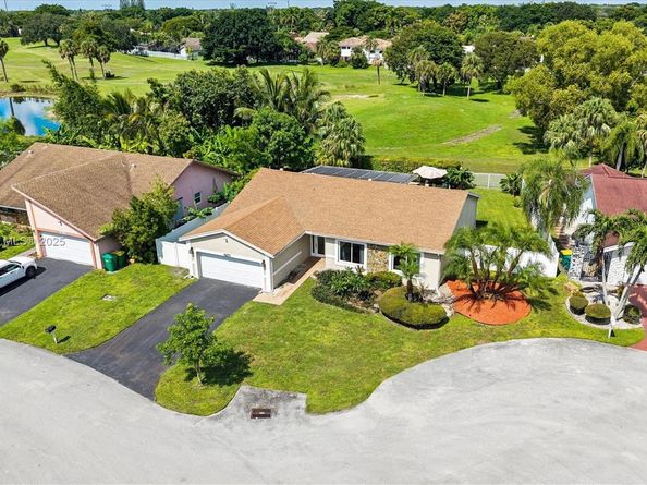 8271 Cassia Ter, Tamarac FL 33321
