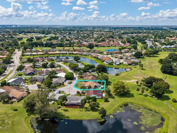 8271 Cassia Ter, Tamarac FL 33321
