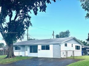 2241 N 57th Way, Hollywood FL 33021