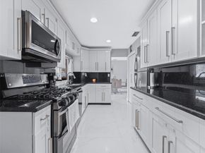 2050 NW 83rd Ave, Sunrise FL 33322