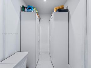 2050 NW 83rd Ave, Sunrise FL 33322