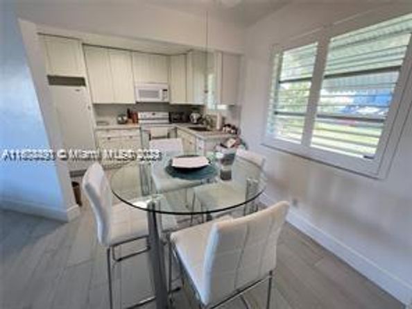 Undisclosed Address #A11608491, Hollywood FL 33180