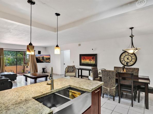 8660 SW 149th Ave 205, Miami FL 33193