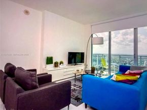 92 SW 3rd St 4309, Miami FL 33130