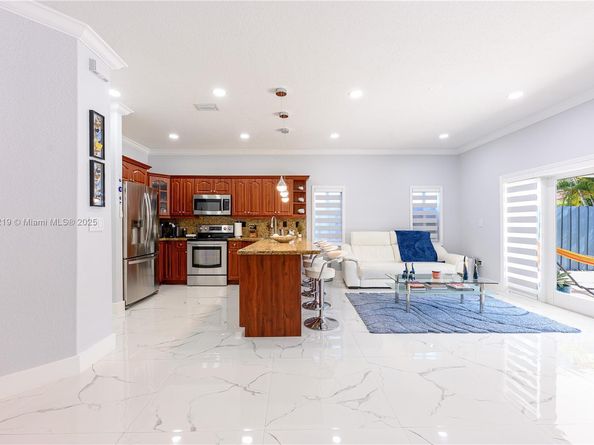 18316 SW 145th Ave, Miami FL 33177