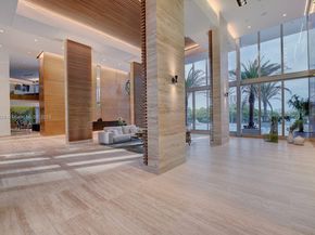 16385 Biscayne Blvd 1219, North Miami Beach FL 33160