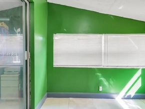 1041 NW 24th Ter, Fort Lauderdale FL 33311