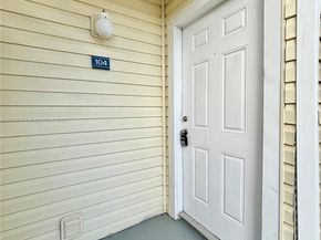 3405 NW 44th St 104, Oakland Park FL 33309