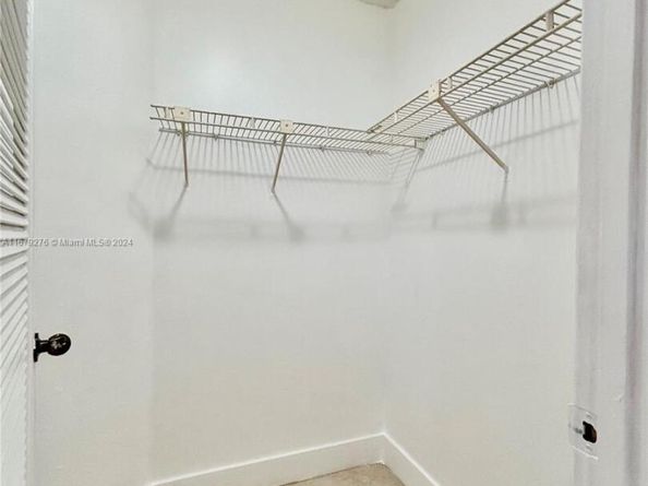 3405 NW 44th St 104, Oakland Park FL 33309