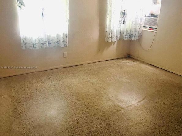 1612 NE 29th St, Pompano Beach FL 33064