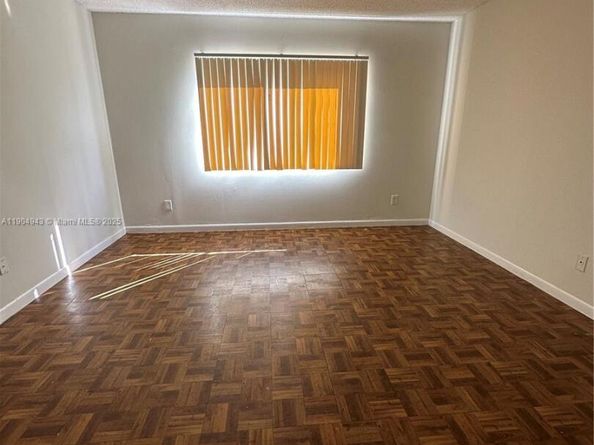 5995 Washington St 232, Hollywood FL 33023