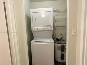 5995 Washington St 232, Hollywood FL 33023