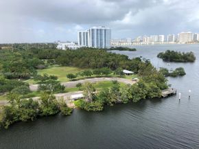 16385 Biscayne Blvd 1005, North Miami Beach FL 33160
