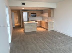 16385 Biscayne Blvd 1005, North Miami Beach FL 33160