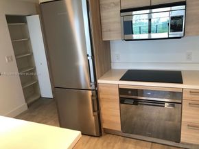 16385 Biscayne Blvd 1005, North Miami Beach FL 33160