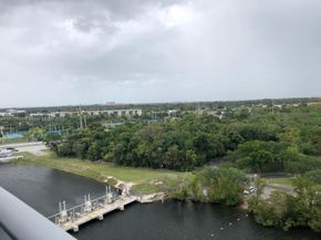 16385 Biscayne Blvd 1005, North Miami Beach FL 33160