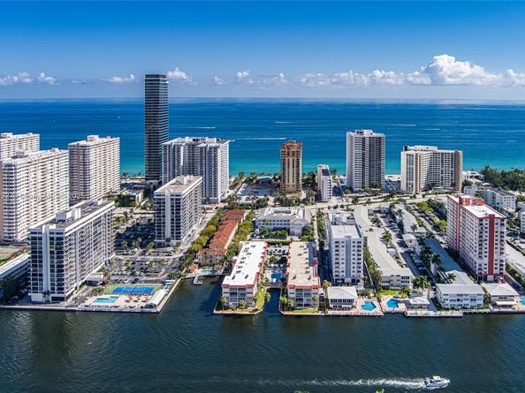 2081 S Ocean Dr 308, Hallandale Beach FL 33009