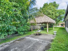 801 NW 203rd St, Miami Gardens FL 33169