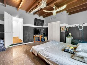 801 NW 203rd St, Miami Gardens FL 33169