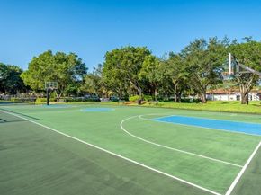 3700 Oak Ridge Ln, Weston FL 33331