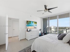 88 SW 7th St 2302, Miami FL 33130